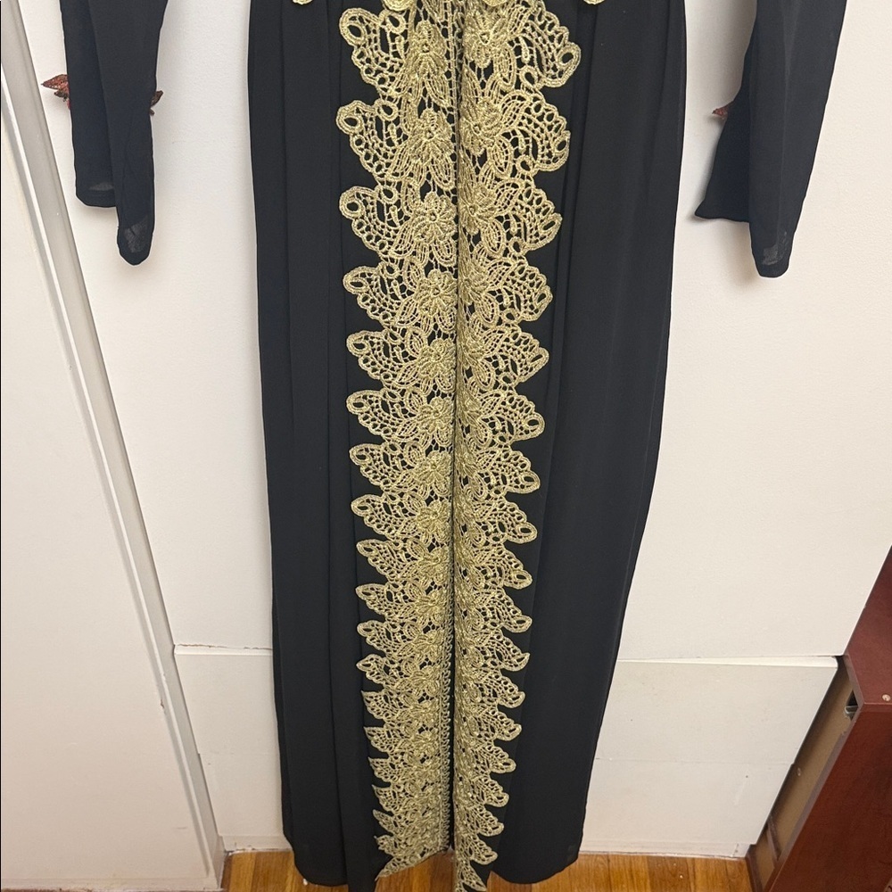 Black Long Sleeve Dress with Gold Lace and Red Floral Accents with Belt size Med - Picture 7 of 13